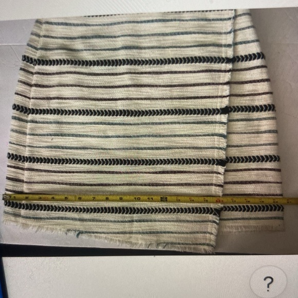 ANN TAYLOR LOFT- white , Blue, lavender Tweed like wrap skirt. - Picture 14 of 14